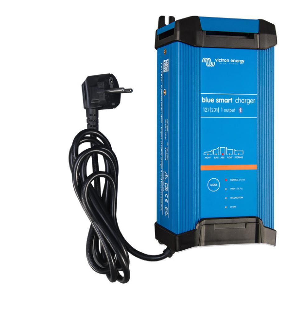 Victron Blue Smart IP22 Acculader 12V/20A (1)